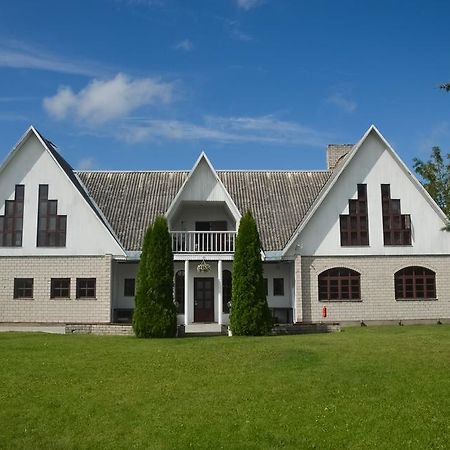 Joeekalda Accommodation Pulli  Bagian luar foto